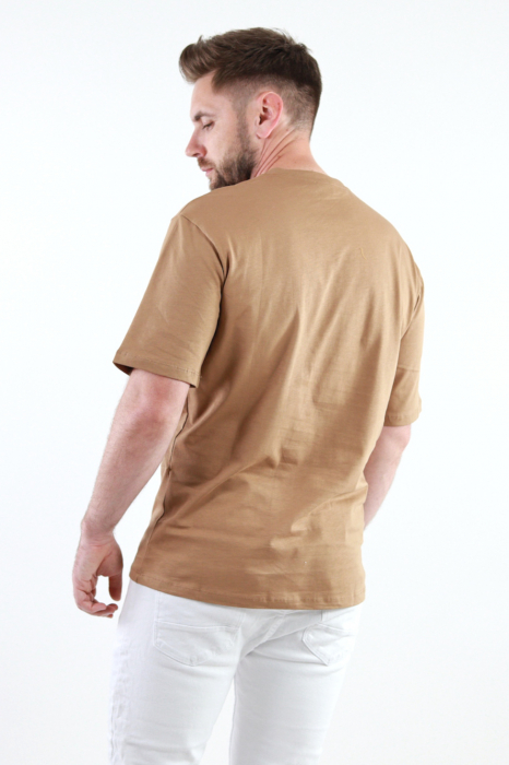 Tricou barbati maro oversize [6]