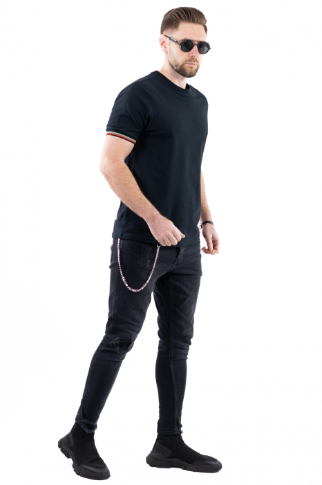 Tricou barbati negru cu detalii la maneci [6]