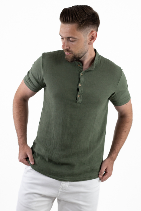 Tricou barbati cu 4 nasturi verde bumbac texturat [6]