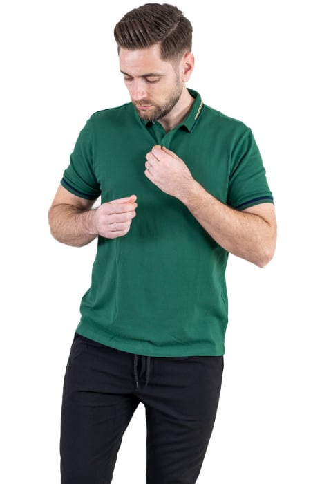 Tricou polo verde cu guler scurt si 2 nasturi [2]