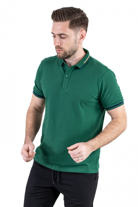 Tricou polo verde cu guler scurt si 2 nasturi [6]