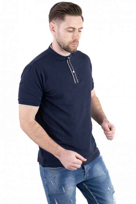 Tricou bleumarin cu guler corean si 2 nasturi [2]