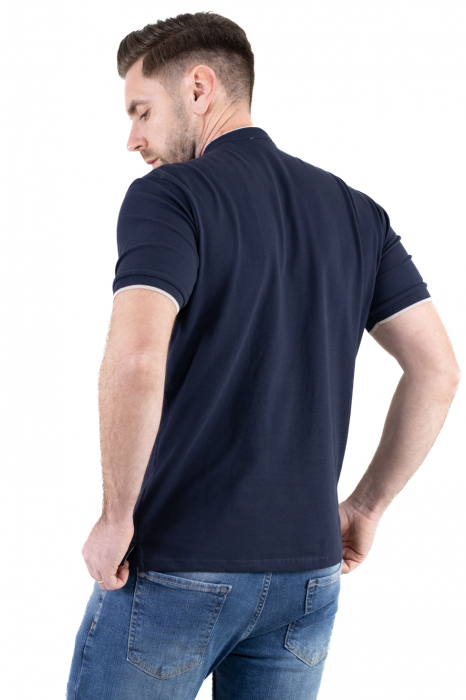 Tricou bleumarin cu guler corean si 2 nasturi [4]