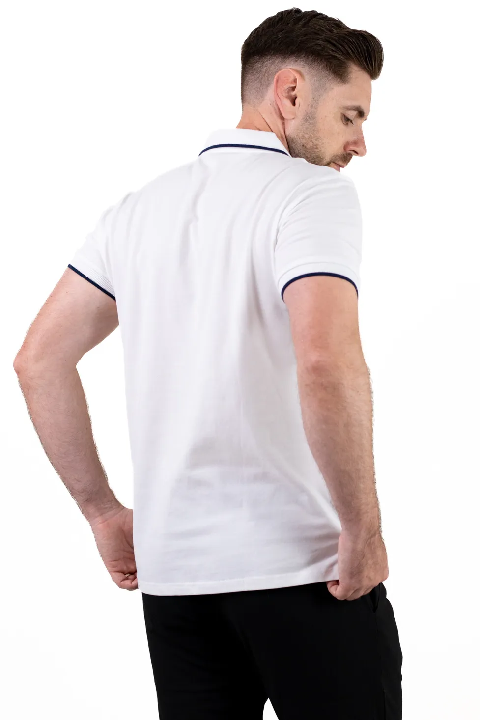 Tricou Polo Alb cu fermoar și detalii negre – Eleganță Casual la Superlativ [2]