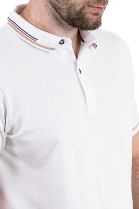 Tricou polo alb cu guler scurt si 2 nasturi [2]