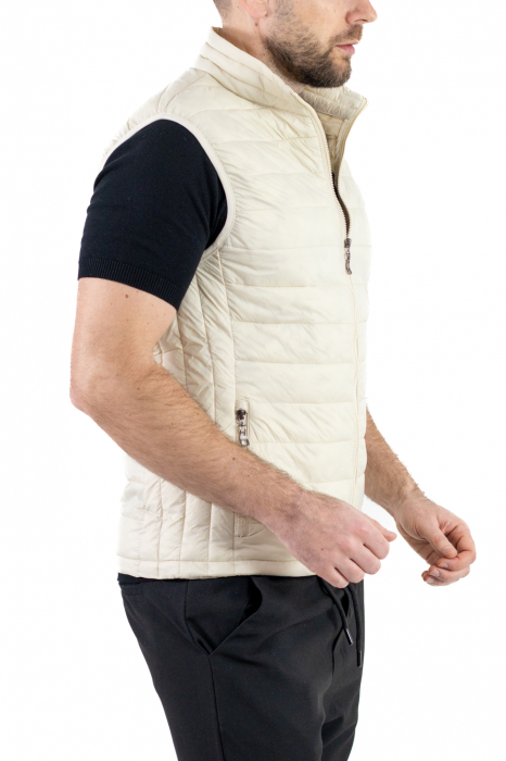 Vesta slim fit usoara crem subtire [8]