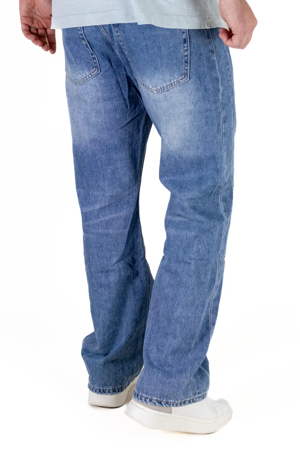 Blugi barbati straight-fit cu detalii ripped [4]