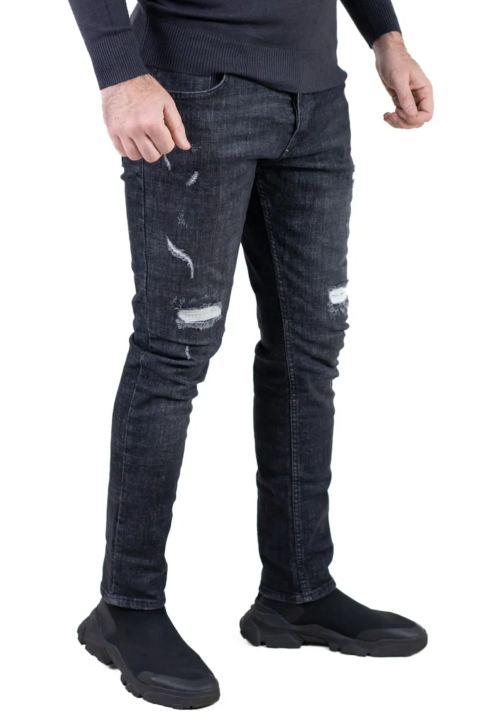 Blugi bărbați regular fit gri inchis cu rupturi albe [1]