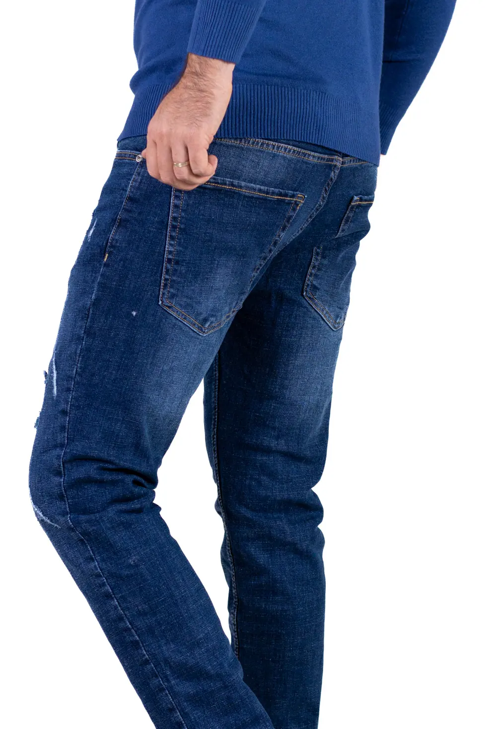 Blugi bărbați regular fit albastru cu rupturi acoperite [4]