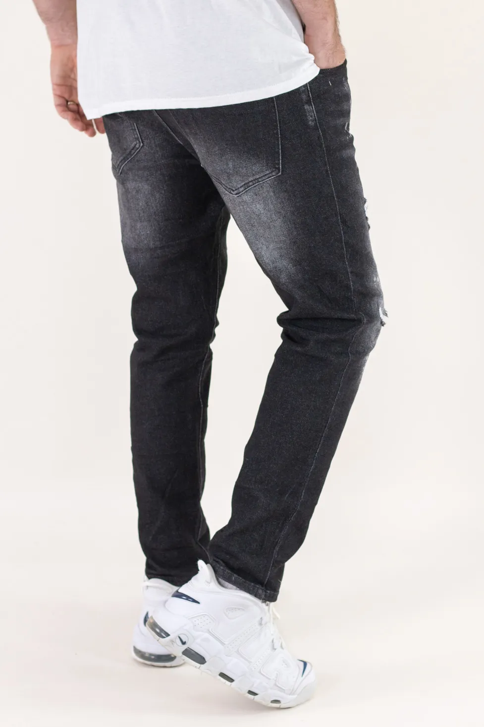 Blugi barbati slim fit – negri cu rupturi [4]