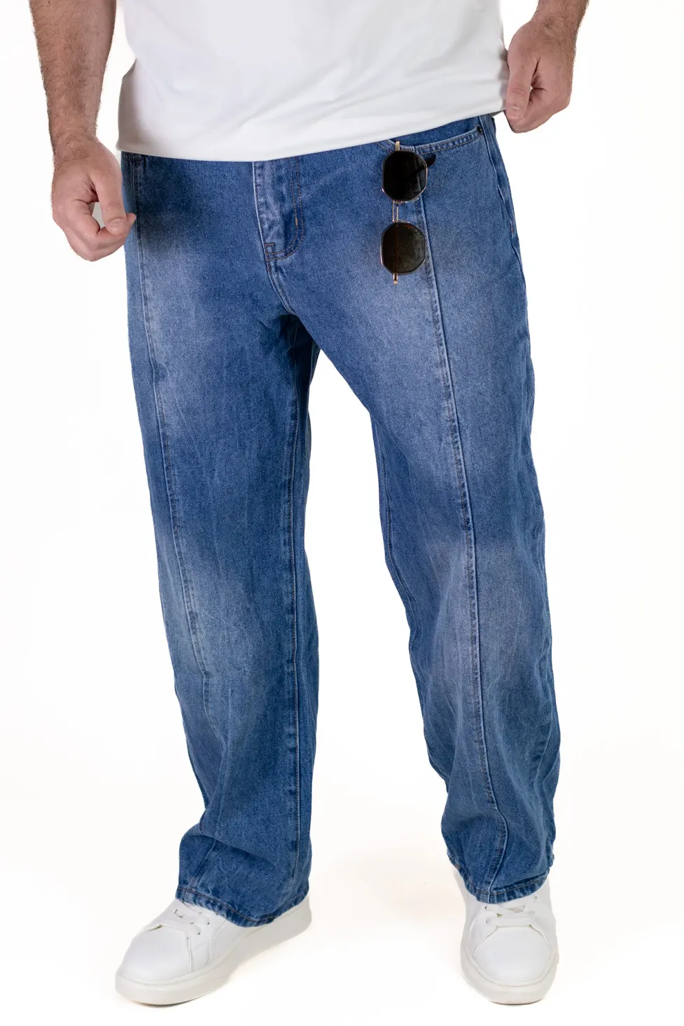 BLUGI - Blugi barbati straight-fit cu cusatura frontala prominentă