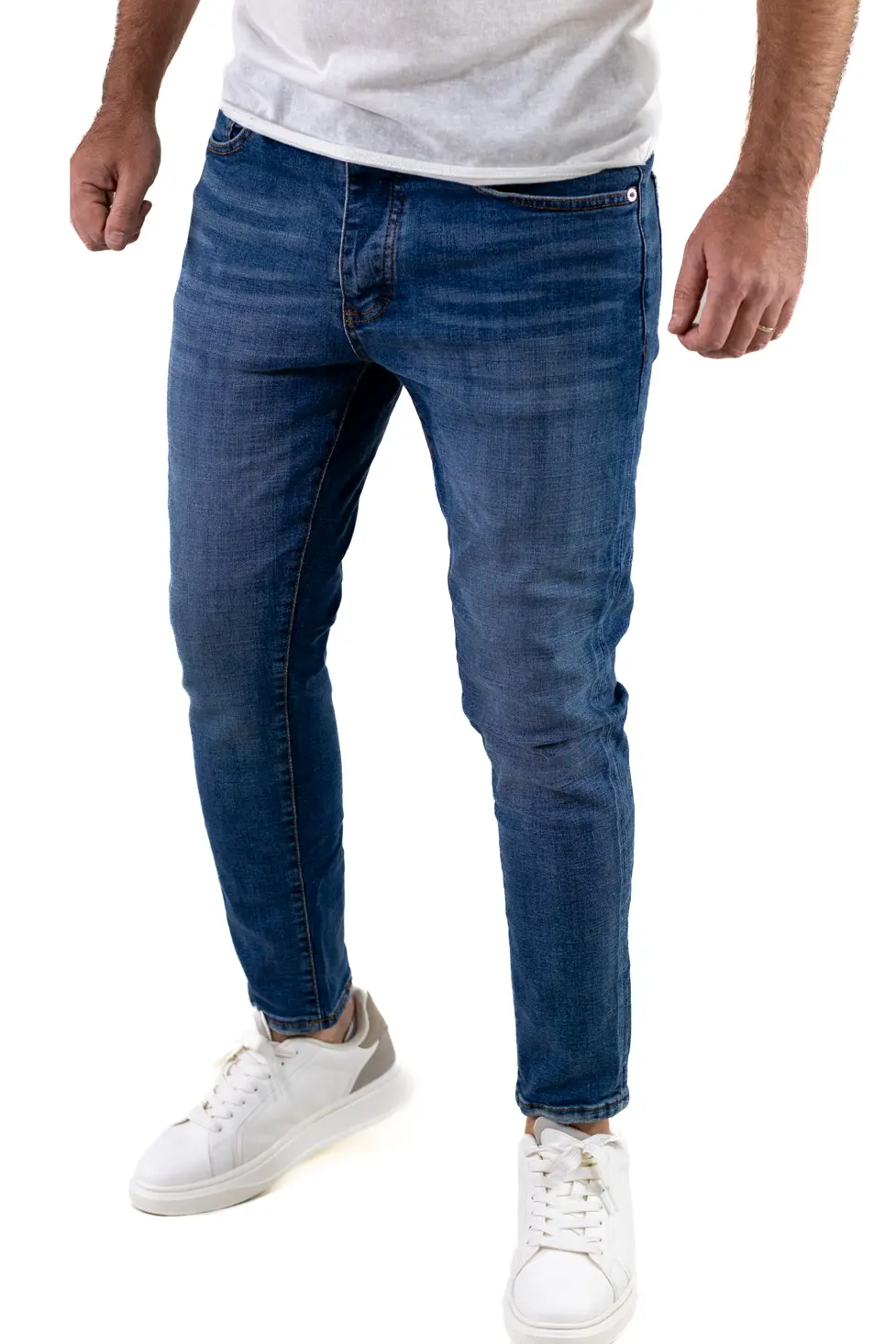 Blugi skinny albaștri – simpli, comozi și mereu în trend [2]
