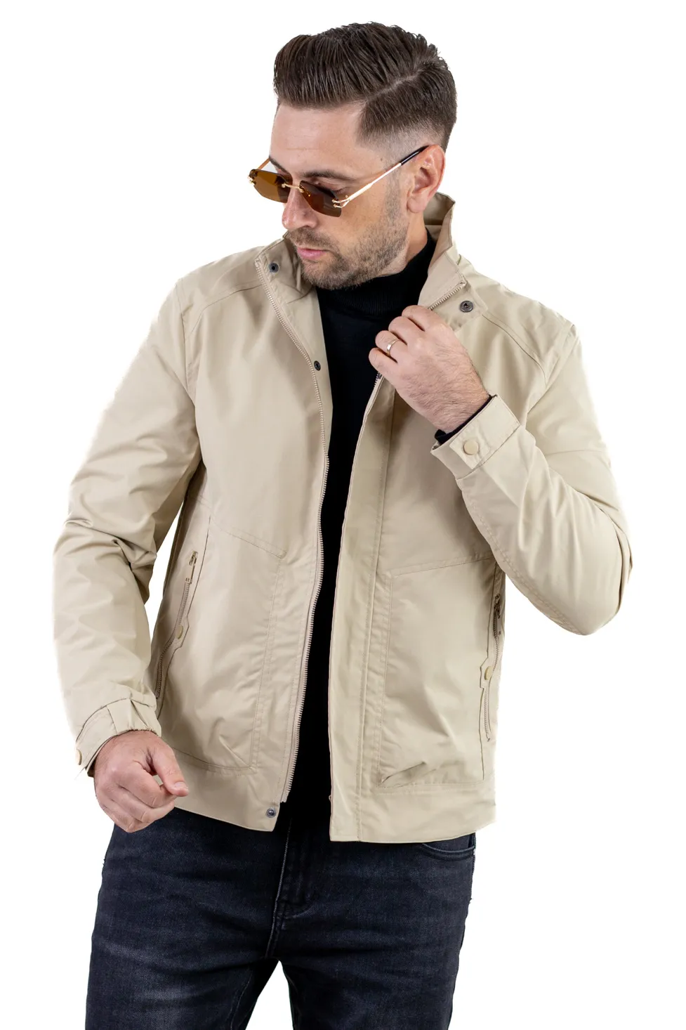 Jachete subtiri - Geaca crem subtire eleganta impermeabila