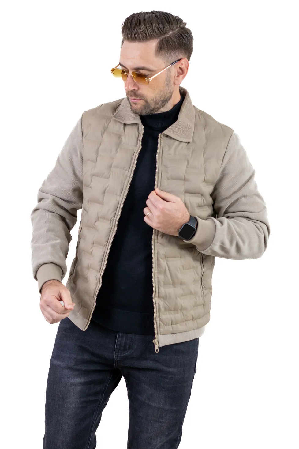 Jachete subtiri - Geacă eleganta matlasată cu mâneci din tricot bej