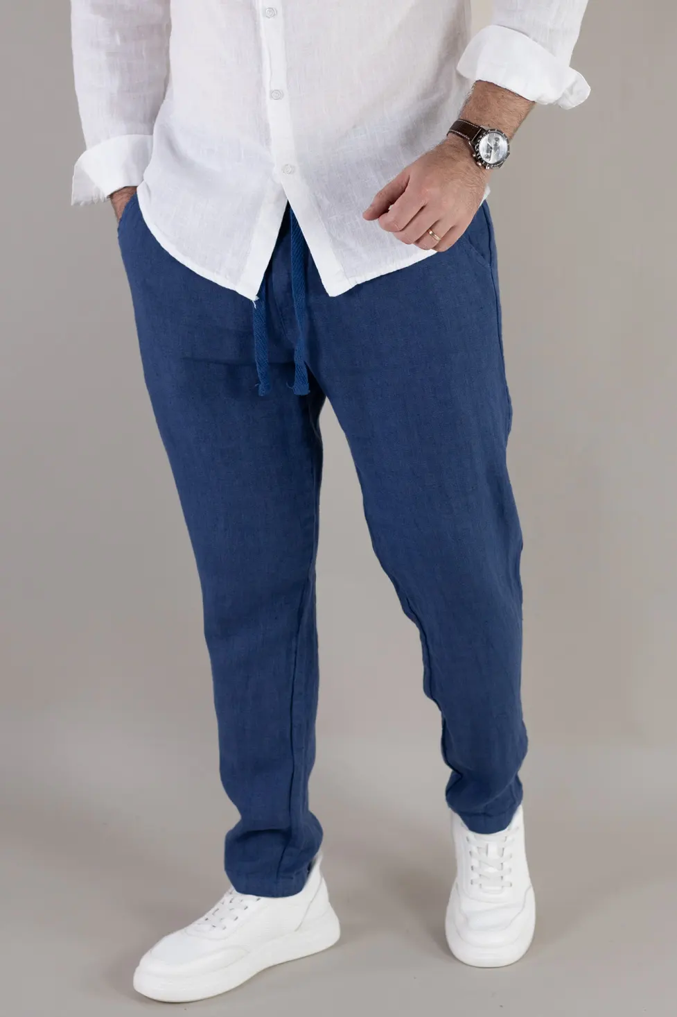 Noutati - Pantaloni bleumarin din in 100% conici – Made in Italy