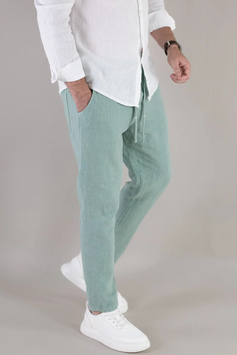 Noutati - Pantaloni verde aqua din in 100% conici – Made in Italy