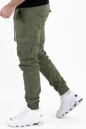 Promotii - Pantaloni verzi cargo cu buzunare slim fit