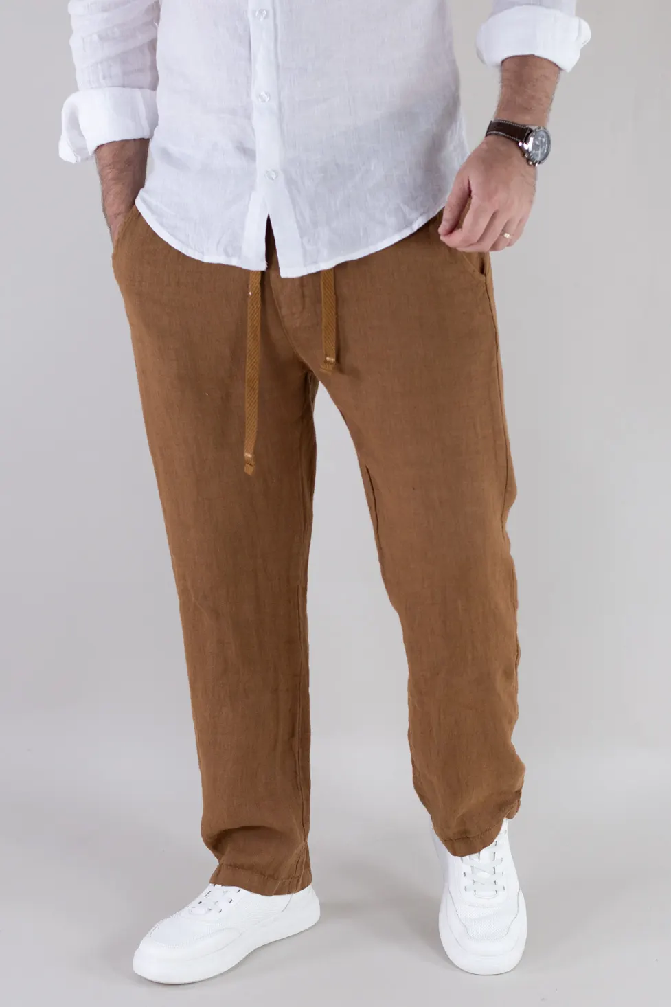 Pantaloni maro din in 100% regular fit – Made in Italy [5]