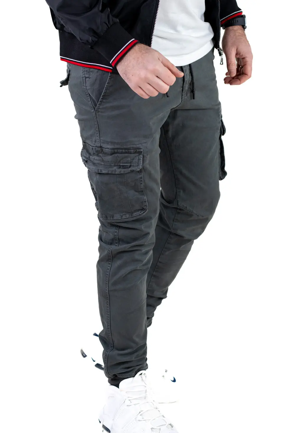 Pantaloni cargo cu buzunare slim fit gri [2]