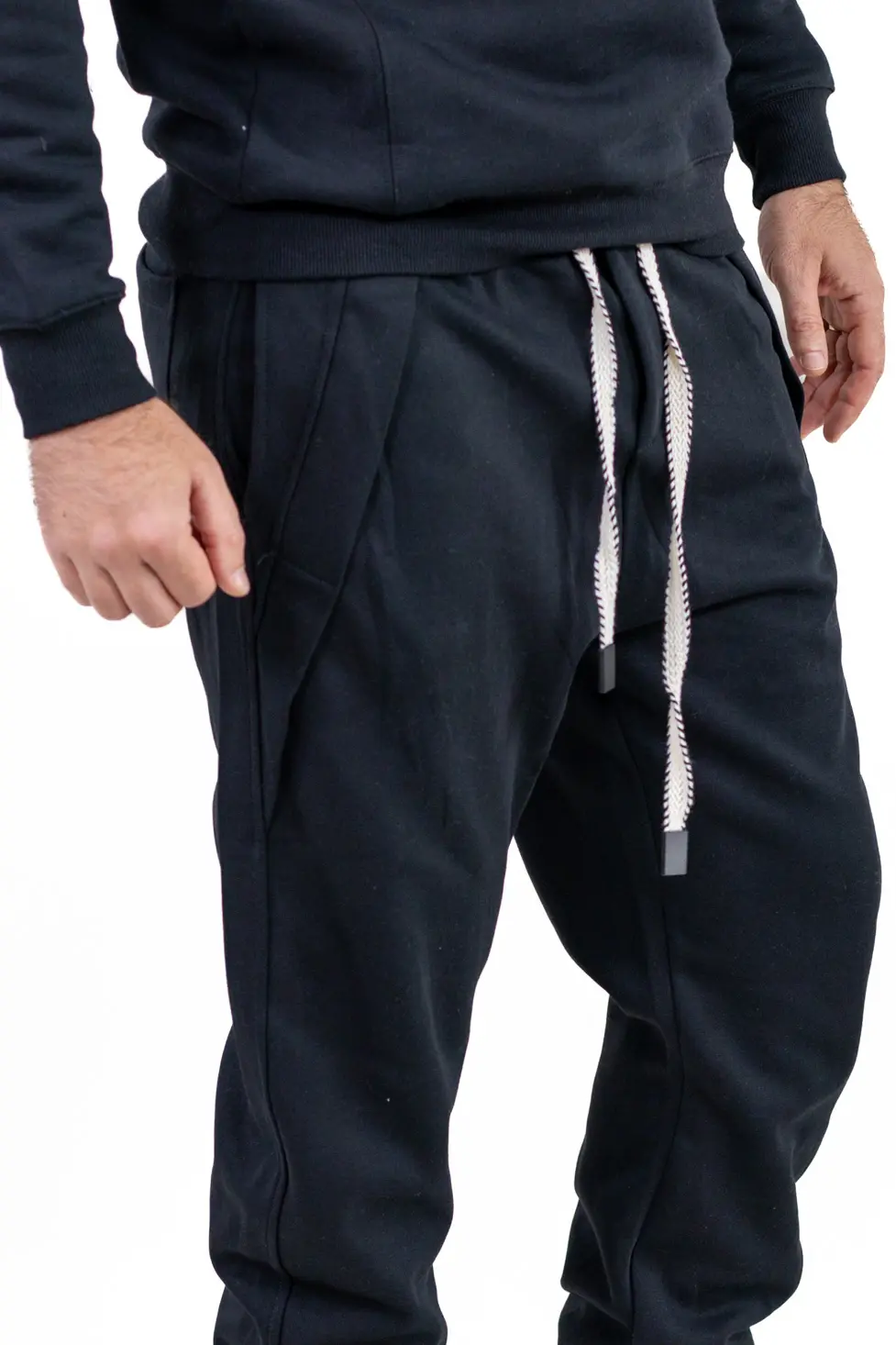 Pantaloni bărbați de trening baggy – negri [1]