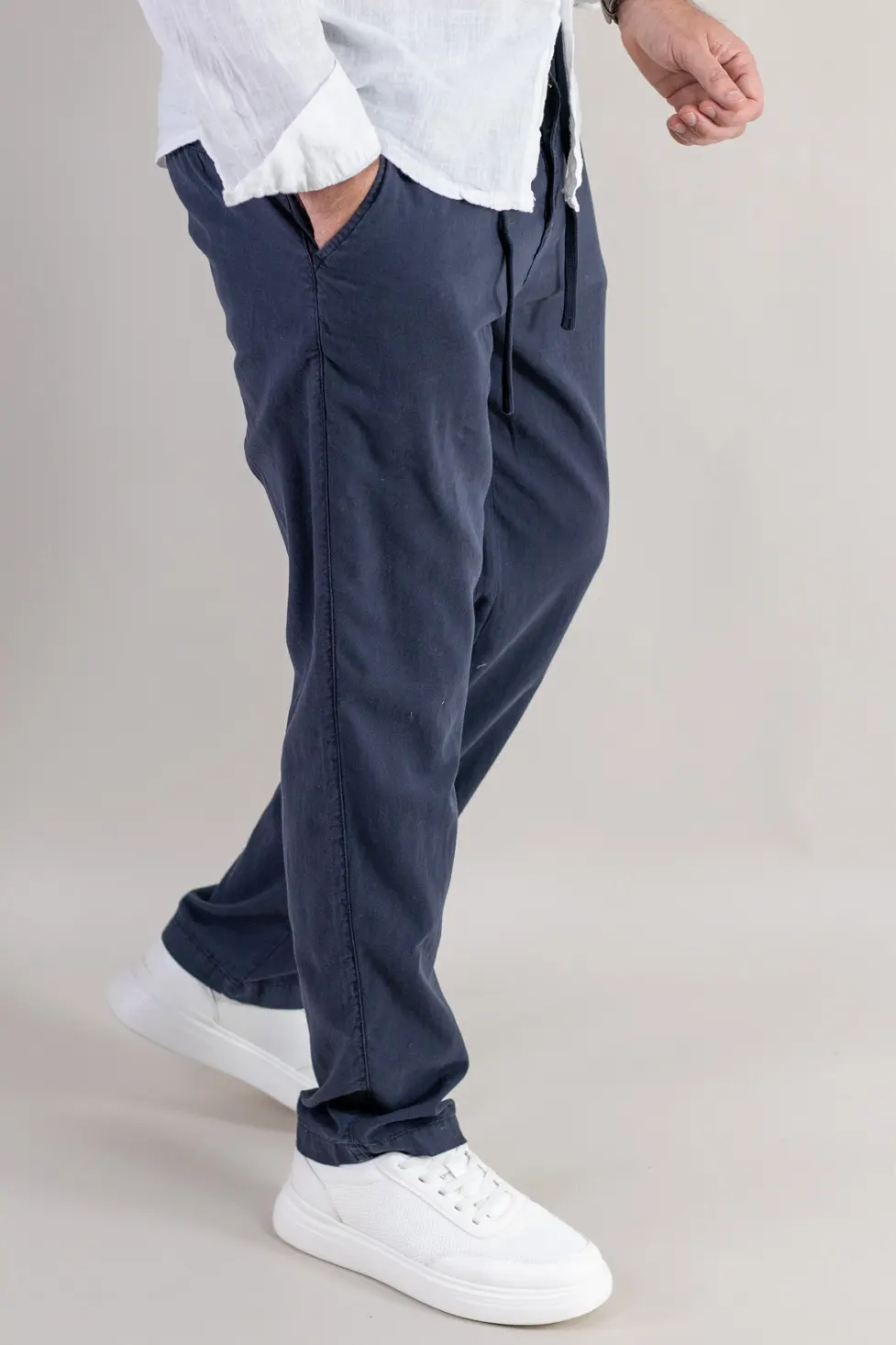 Pantaloni din in și bumbac regular fit – bleumarin [7]
