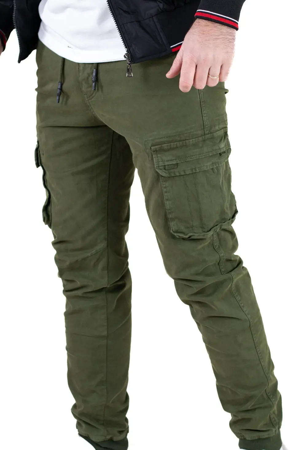Pantaloni cargo cu buzunare slim fit verzi [2]