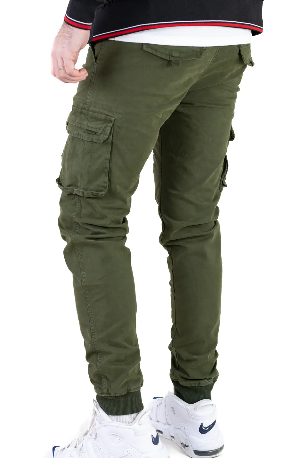 Pantaloni cargo cu buzunare slim fit verzi [4]