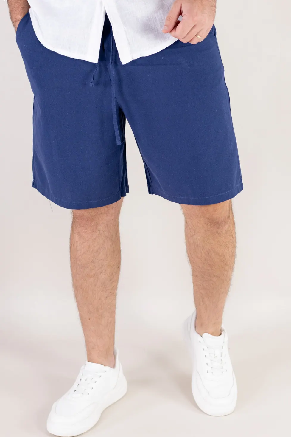 Noutati - Pantaloni scurți din in și bumbac relaxed fit bleumarin