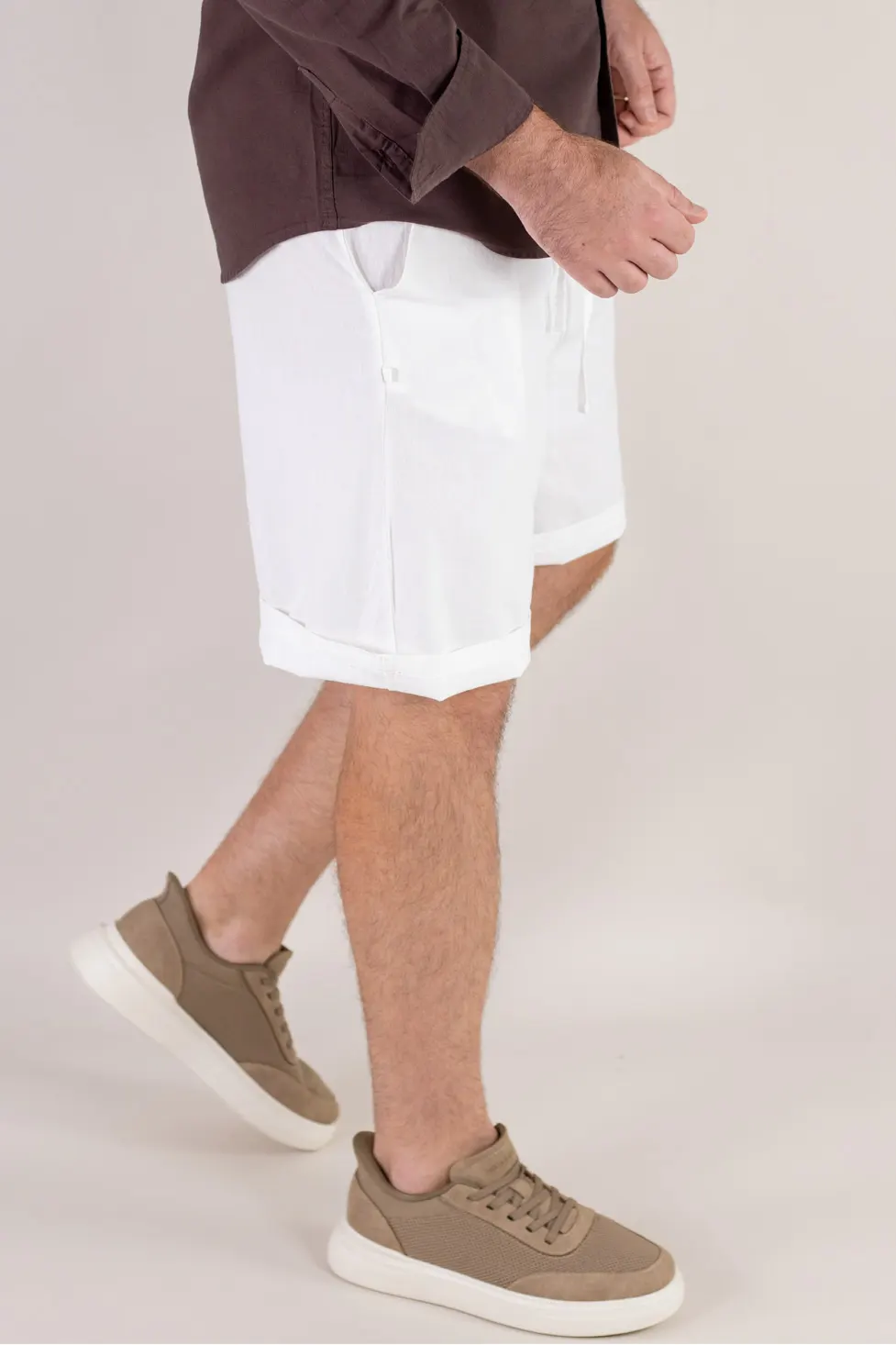 Pantaloni scurți din in și bumbac relaxed fit albi [4]