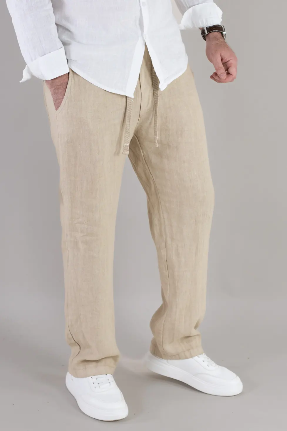 Pantaloni bej din in 100% regular fit – Made in Italy [1]