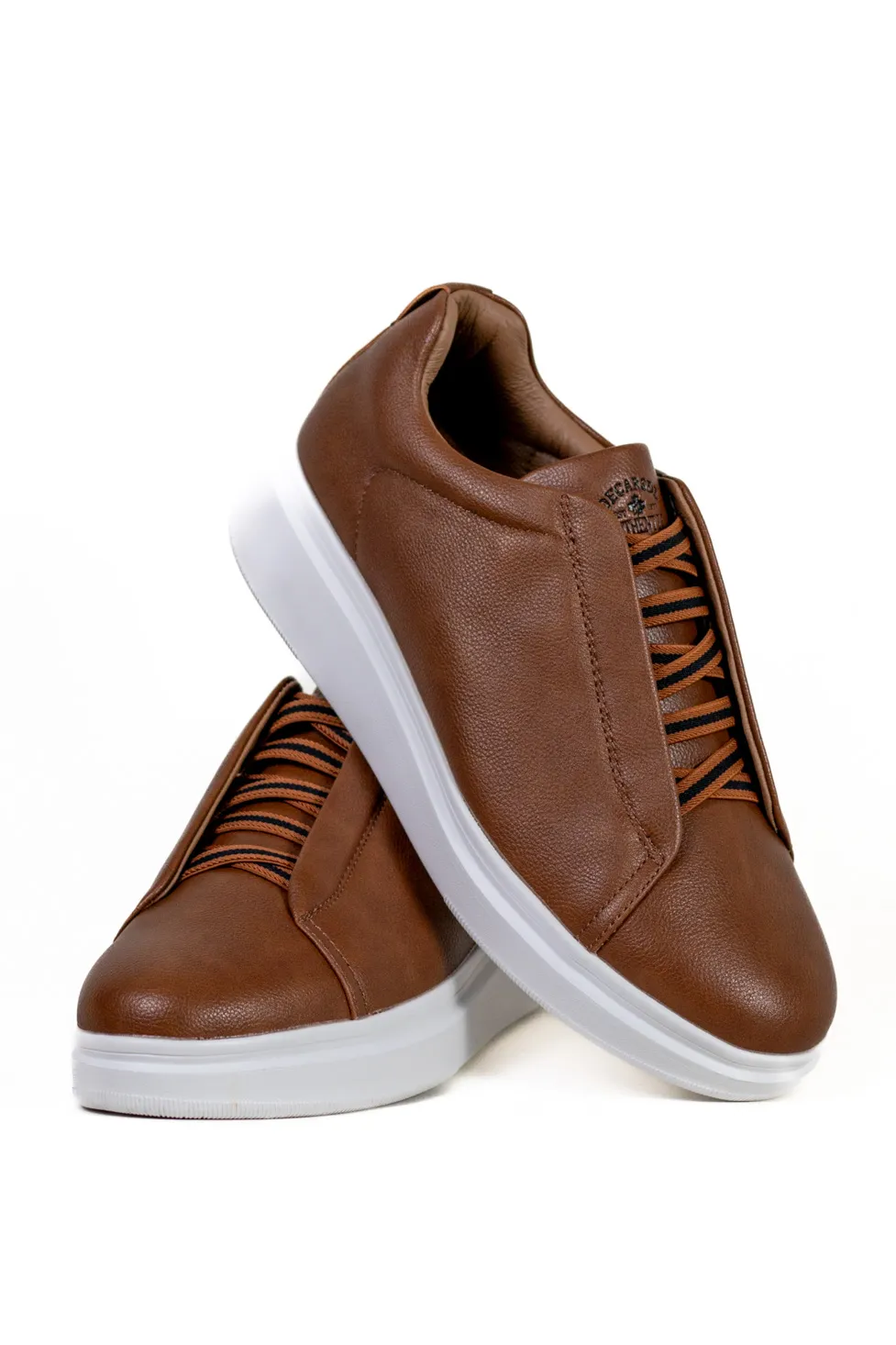 INCALTAMINTE - Pantofi casual maro cu design simplu