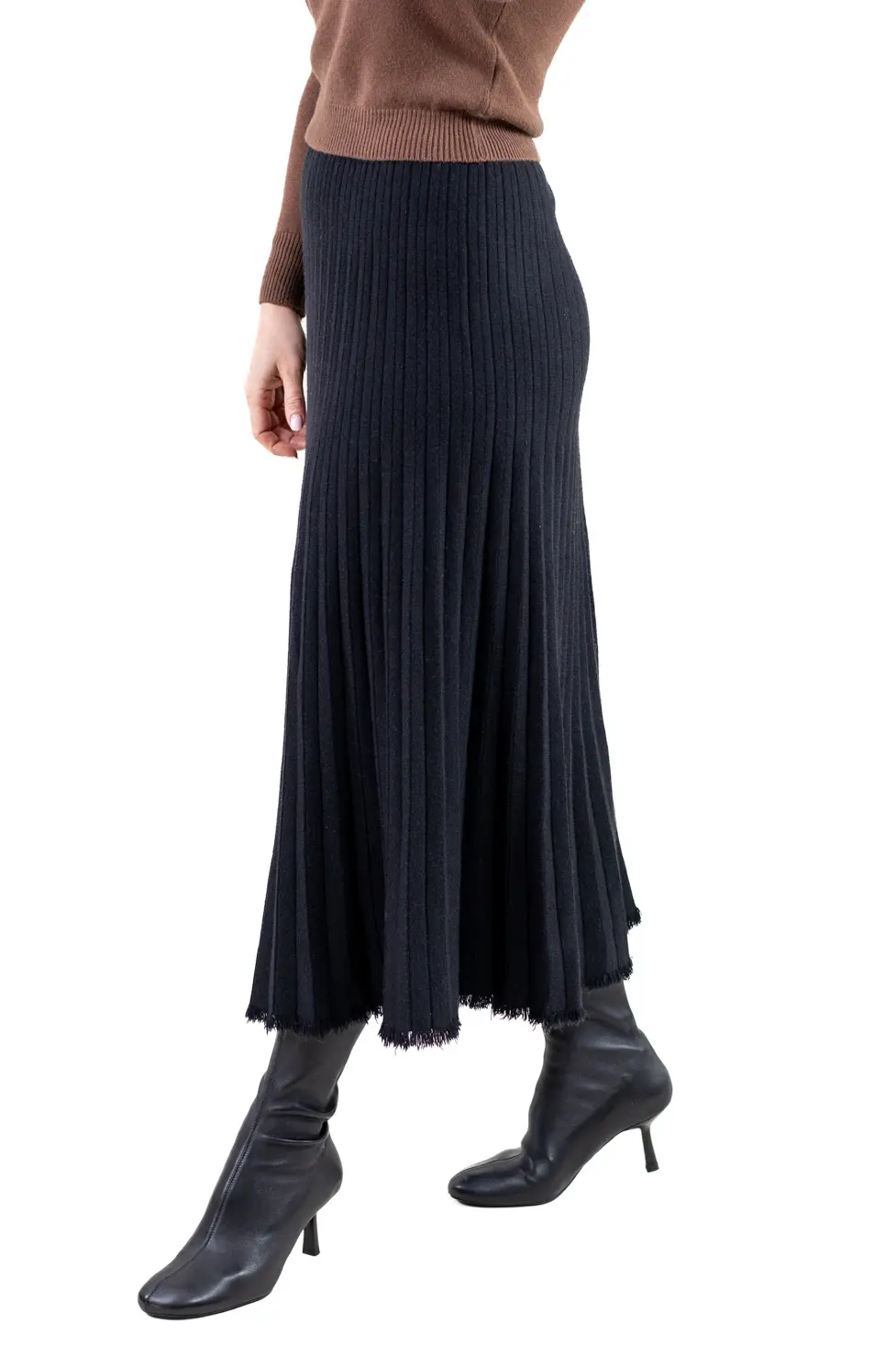 Colecția Actuală - Fustă plisată din tricot fin – elegantă și confortabilă | Maxwear
