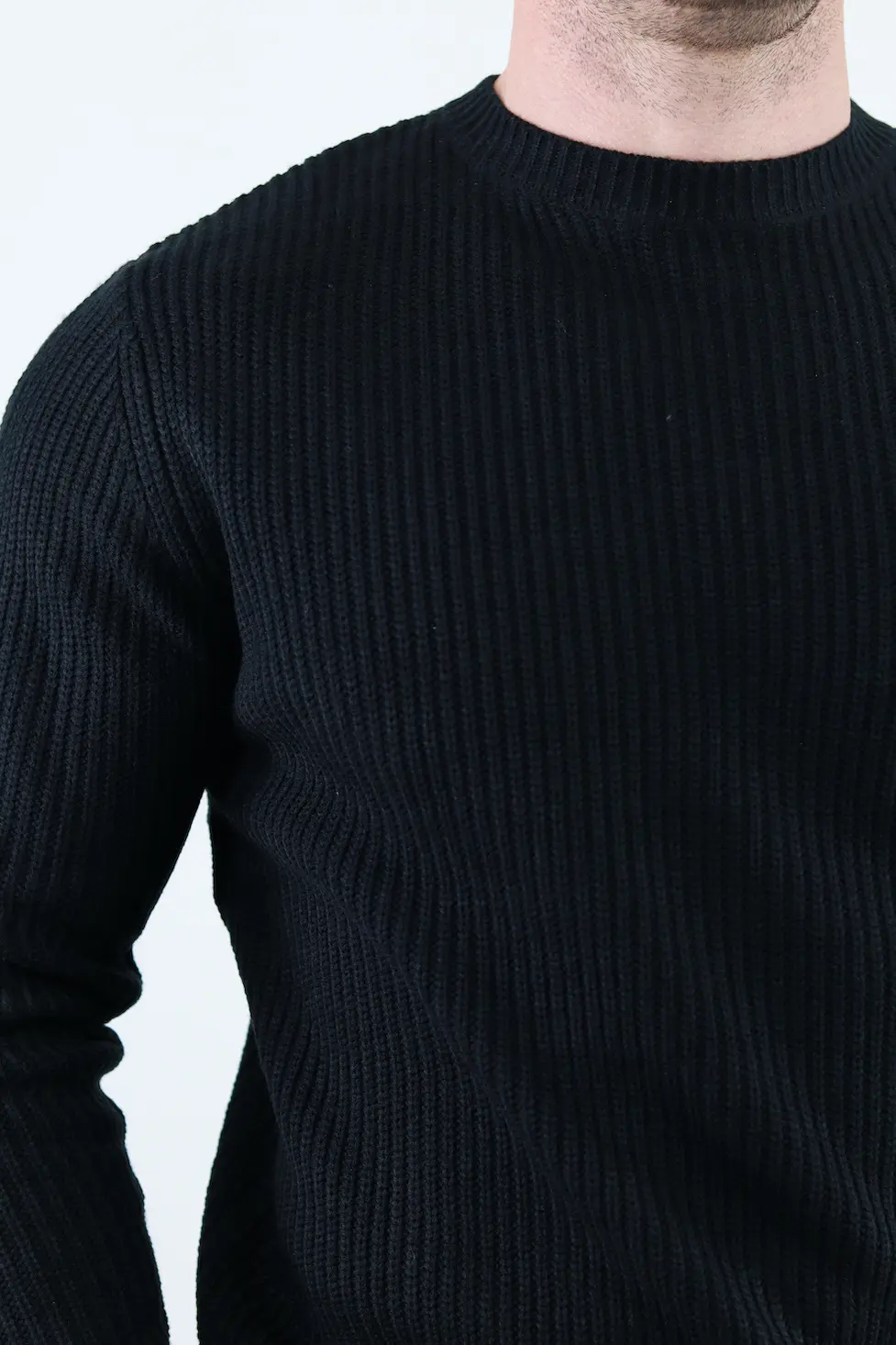 Pulover negru gros din tricot cu guler rotund barbati [2]
