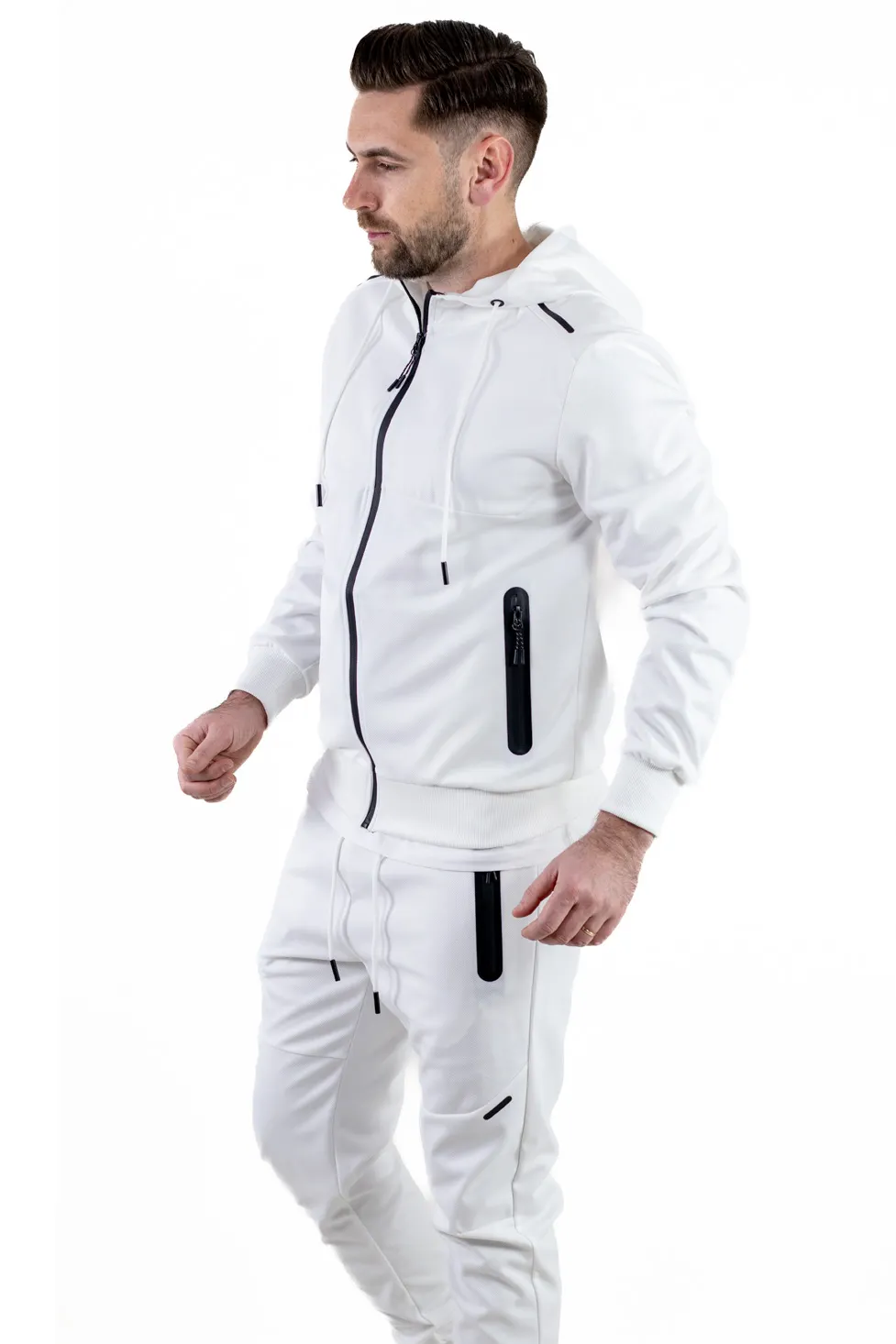 Trening alb confort cu detalii negre [4]